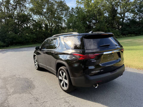 2023 Chevrolet Traverse LT Leather