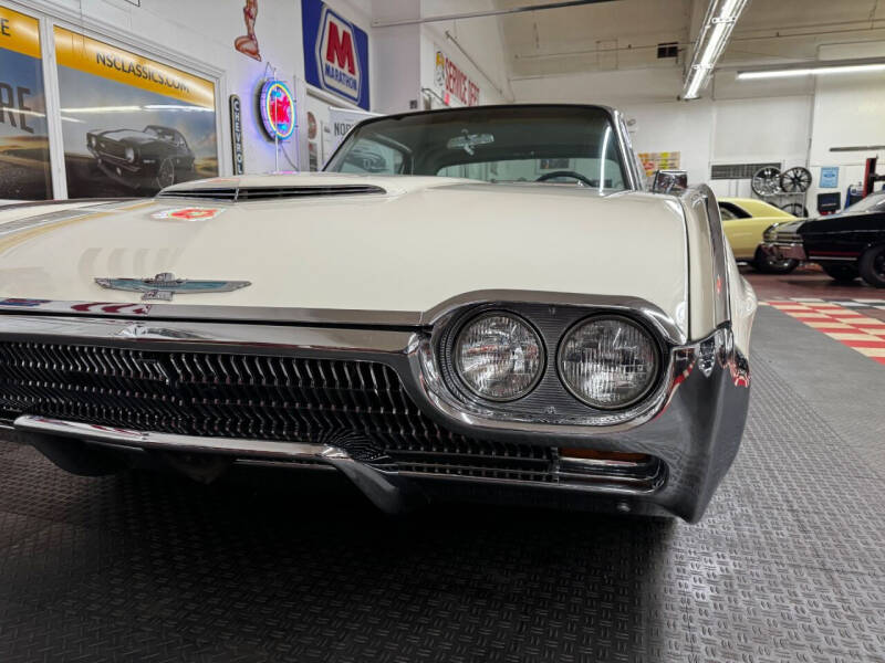 1963 Ford Thunderbird