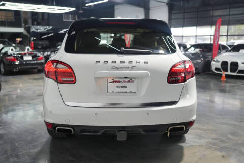 2014 Porsche Cayenne S Hybrid