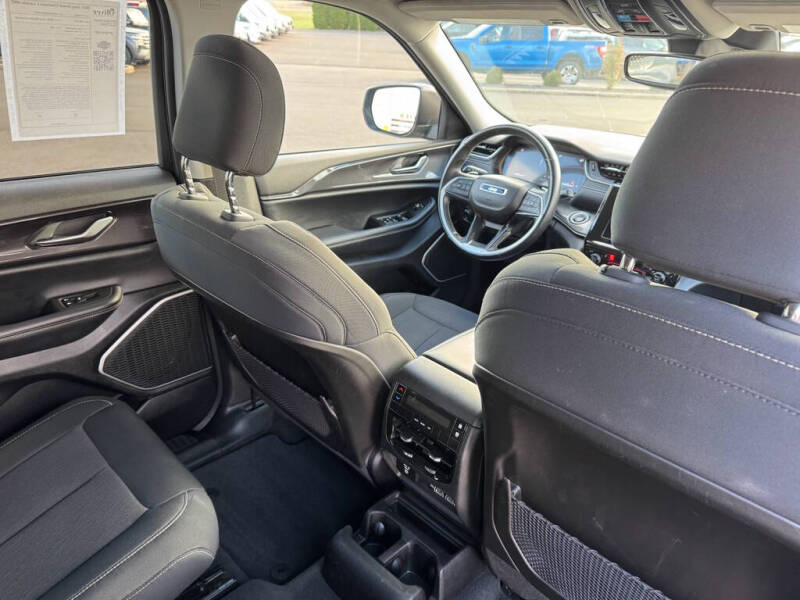 2021 Jeep Grand Cherokee L Altitude