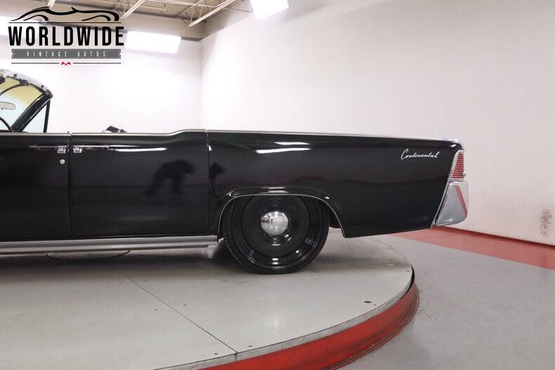 1963 Lincoln Continental