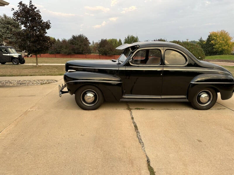 1941 Ford Deluxe