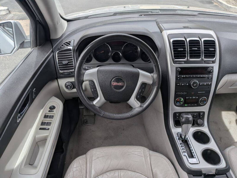 2011 GMC Acadia SLT-1