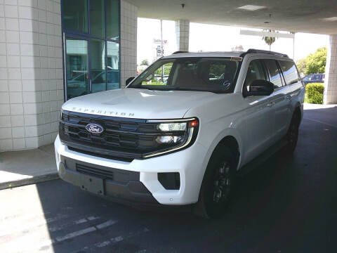 2025 Ford Expedition MAX Active