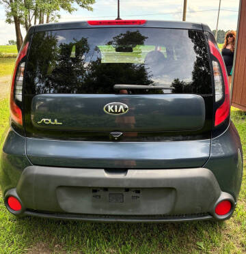 2015 Kia Soul +