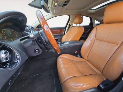 2017 Jaguar XJ R-Sport