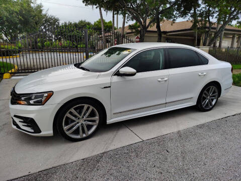 2017 Volkswagen Passat 1.8T R-Line