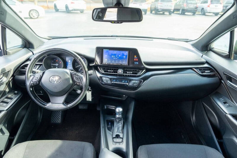2018 Toyota C-HR XLE