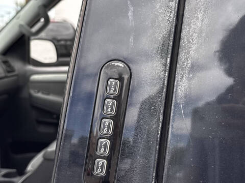 2004 Ford Explorer XLT