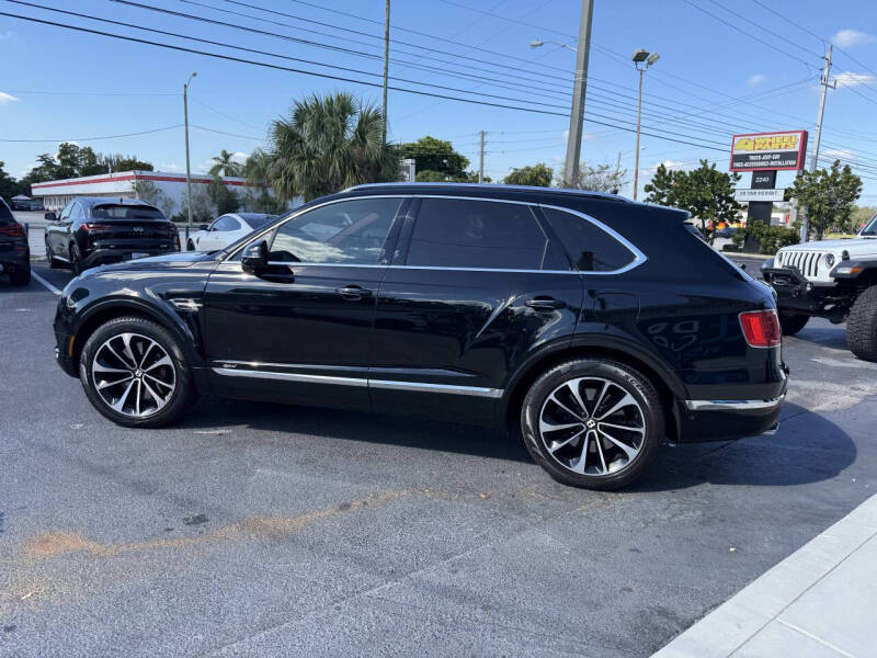 2020 Bentley Bentayga Hybrid