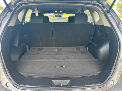 2014 Nissan Rogue Select S
