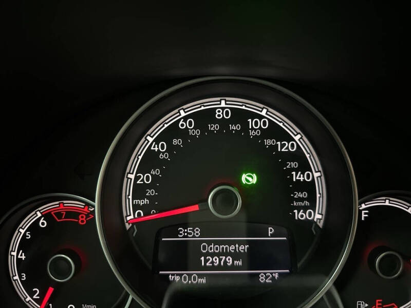 2019 Volkswagen Beetle 2.0T S