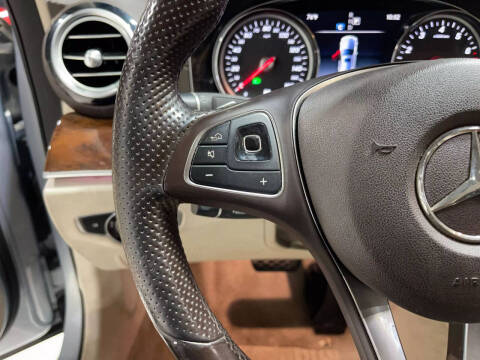 2017 Mercedes-Benz E-Class E 300 4MATIC