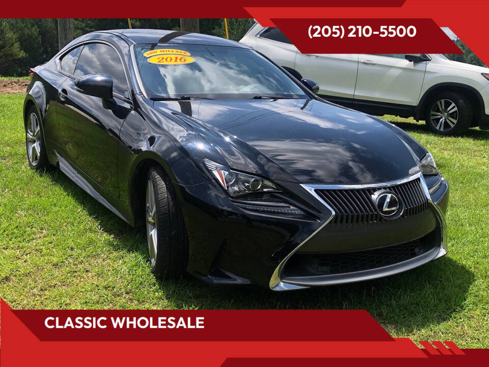 2016 Lexus RC 200t's photo