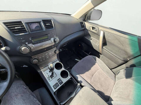 2009 Toyota Highlander Sport