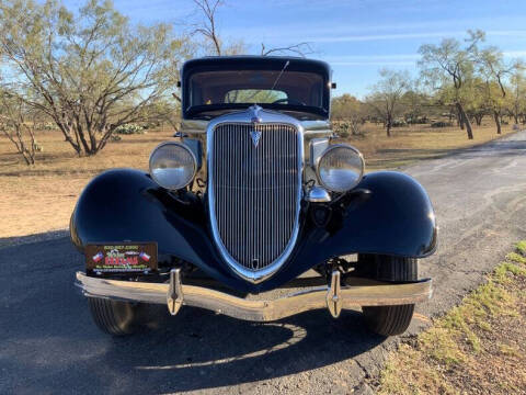 1934 Ford Tudor