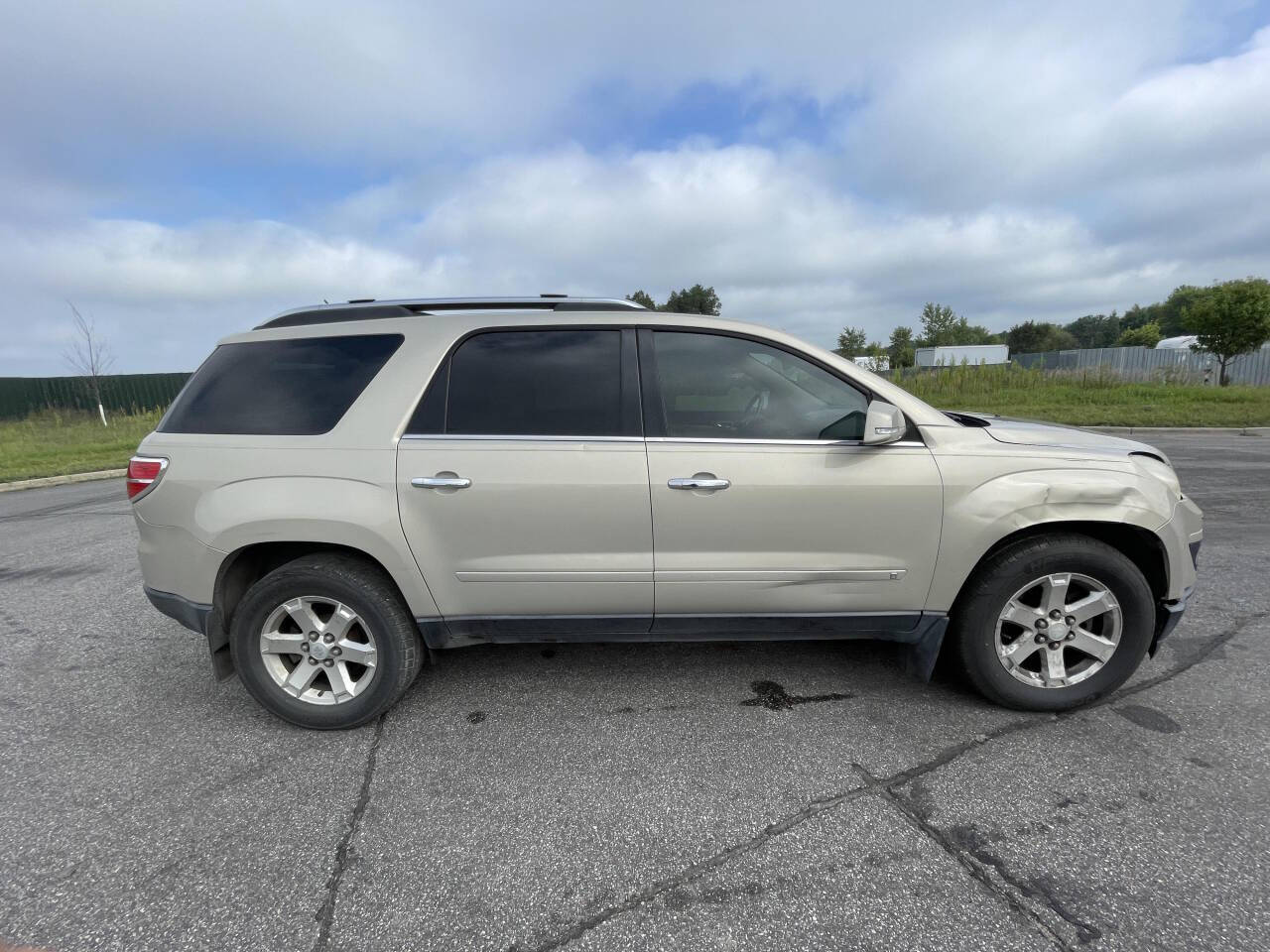 2008 Saturn Outlook for sale at Twin Cities Auctions in Elk River, MN