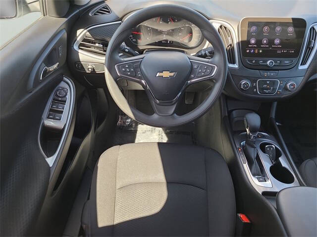 2024 Chevrolet Malibu LS