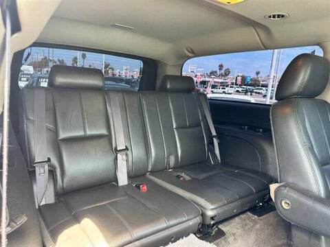 2014 Chevrolet Suburban LT