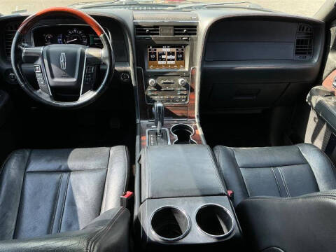 2017 Lincoln Navigator L Reserve