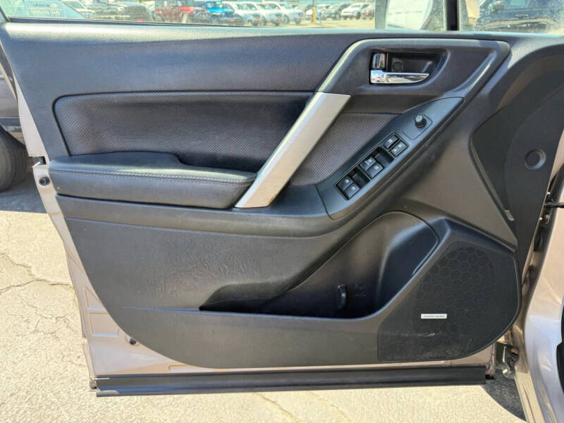 2016 Subaru Forester 2.5i Touring