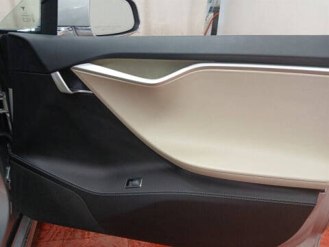 2017 Tesla Model S 75D