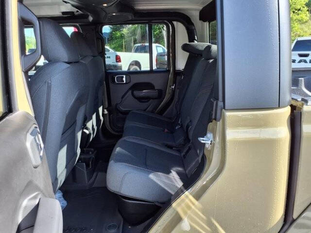 2025 Jeep Gladiator Willys