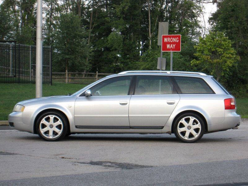 2003 Audi S6 Avant quattro