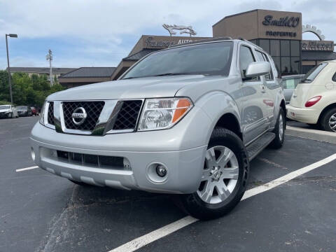 2006 Nissan Pathfinder for sale at FASTRAX AUTO GROUP in Lawrenceburg KY