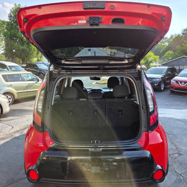 2016 Kia Soul +