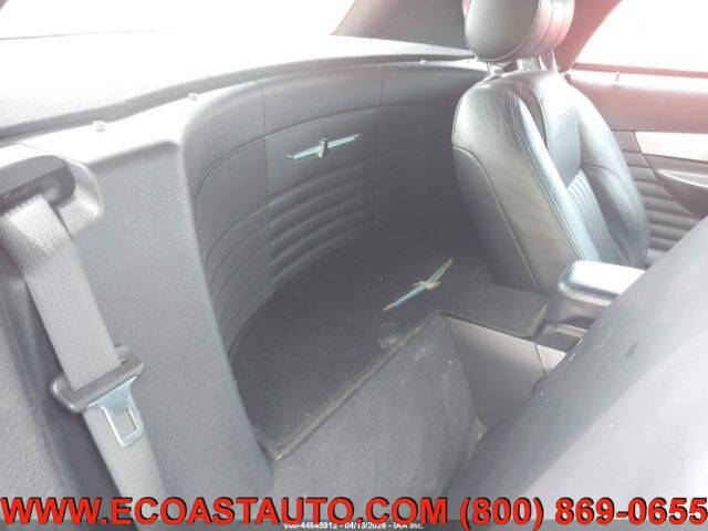 2004 Ford Thunderbird Deluxe