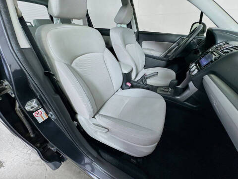 2016 Subaru Forester 2.5i