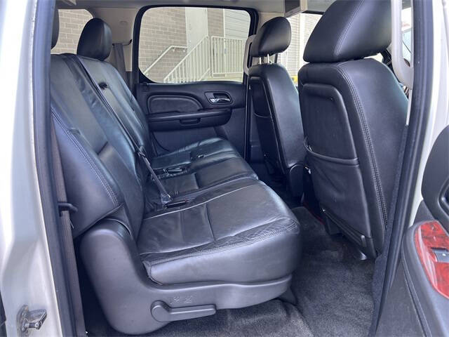 2011 Cadillac Escalade ESV Luxury