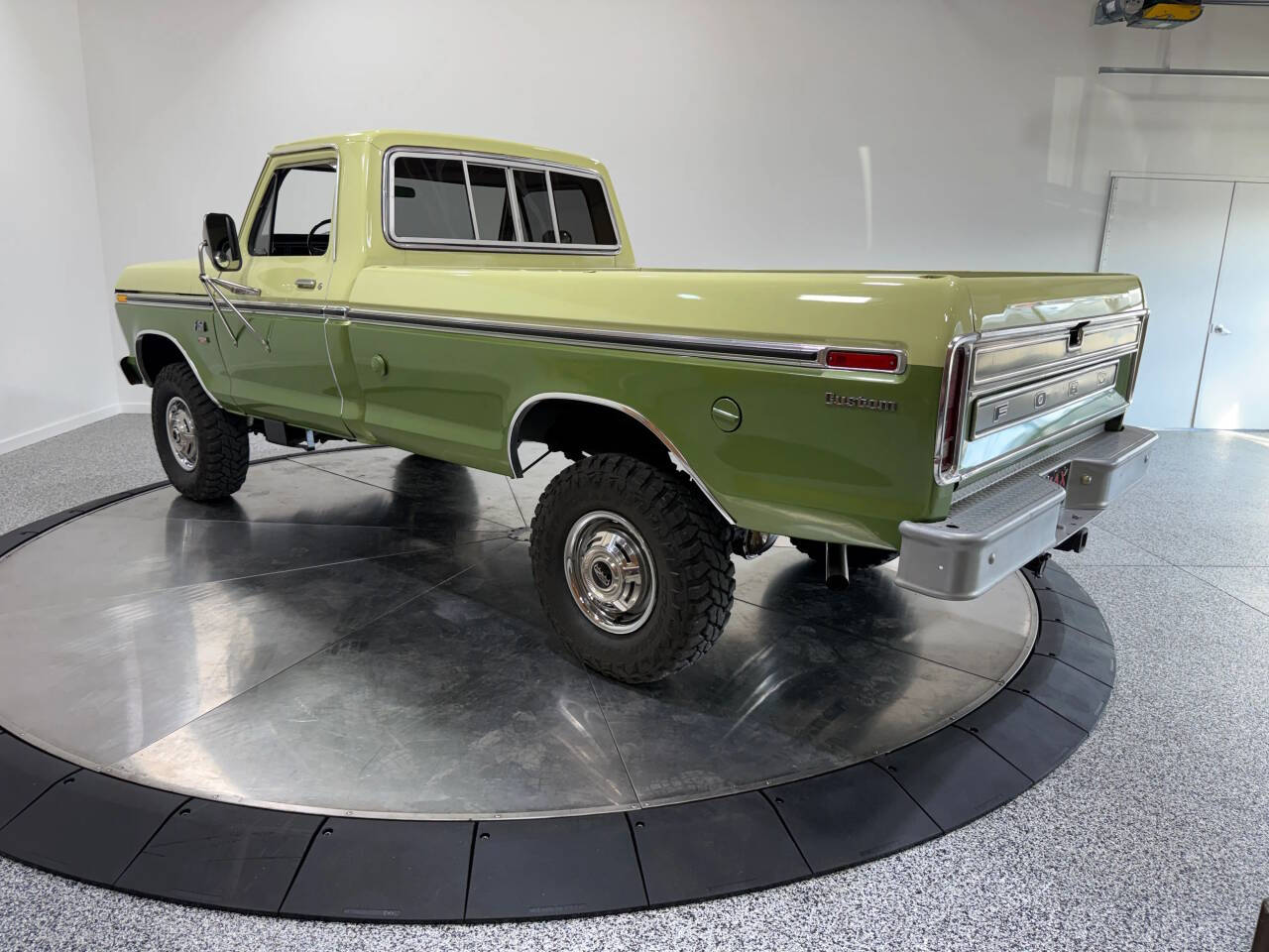 1976 Ford F-250 10
