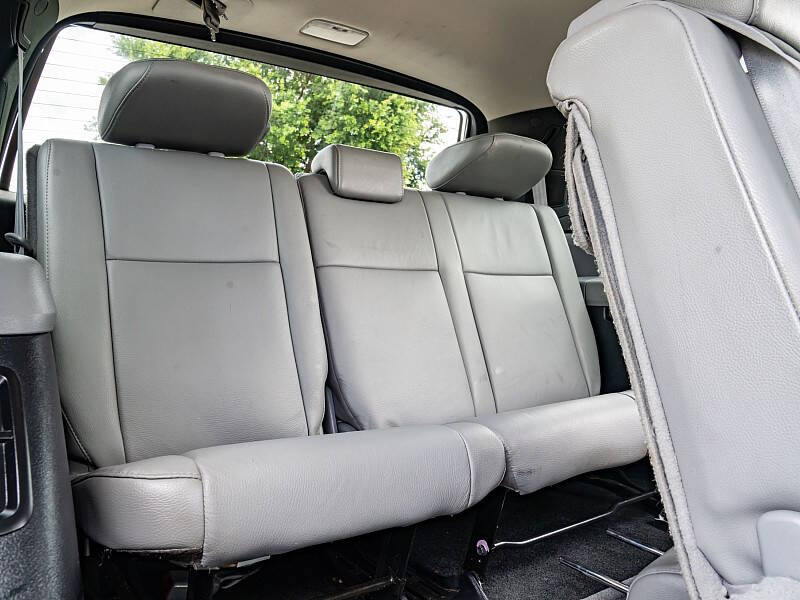 2017 Toyota Sequoia SR5