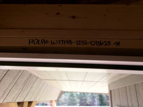 12 x 32 lofted barn w/ deluxe playhouse