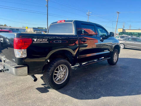 2011 Toyota Tundra Grade