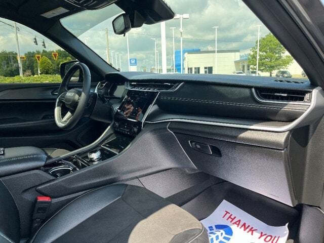 2023 Jeep Grand Cherokee L 15