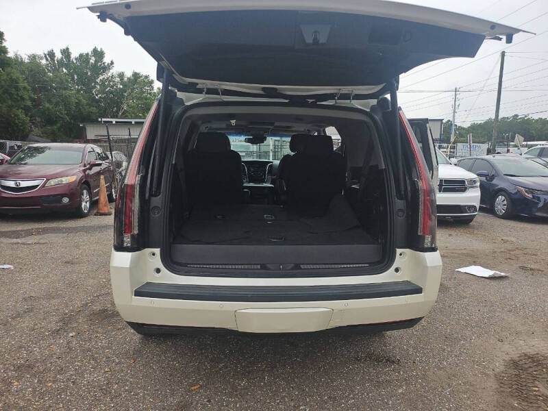 2015 Cadillac Escalade Luxury