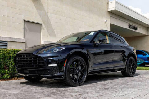 2025 Aston Martin DBX 707