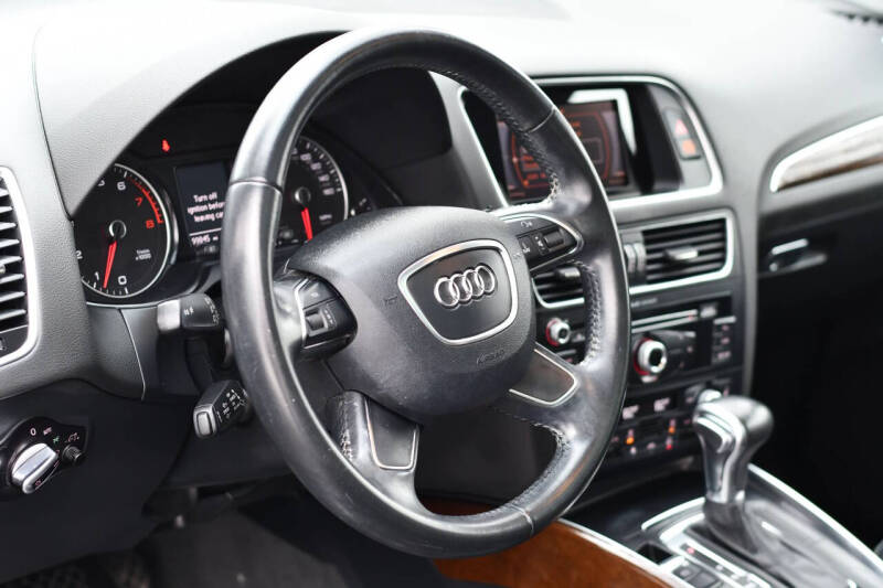 2016 Audi Q5 2.0T quattro Premium Plus