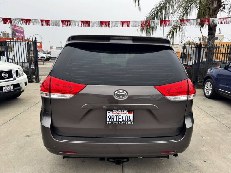 2013 Toyota Sienna L 7-Passenger