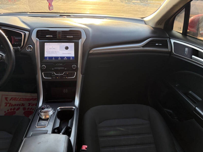 2020 Ford Fusion SE