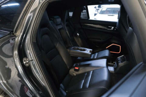 2018 Porsche Panamera Turbo Sport Turismo