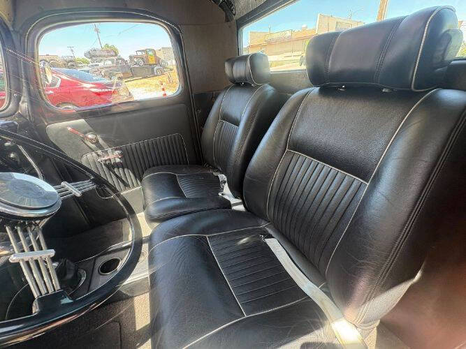 1940 Ford F-100