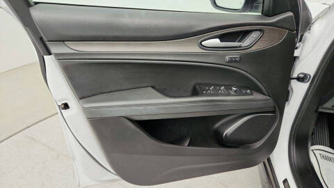 2022 Alfa Romeo Stelvio