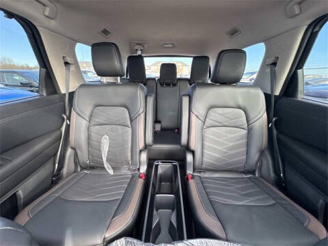 2025 Nissan Pathfinder Platinum