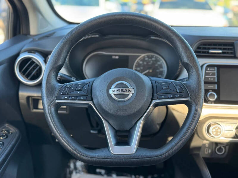 2021 Nissan Versa SV