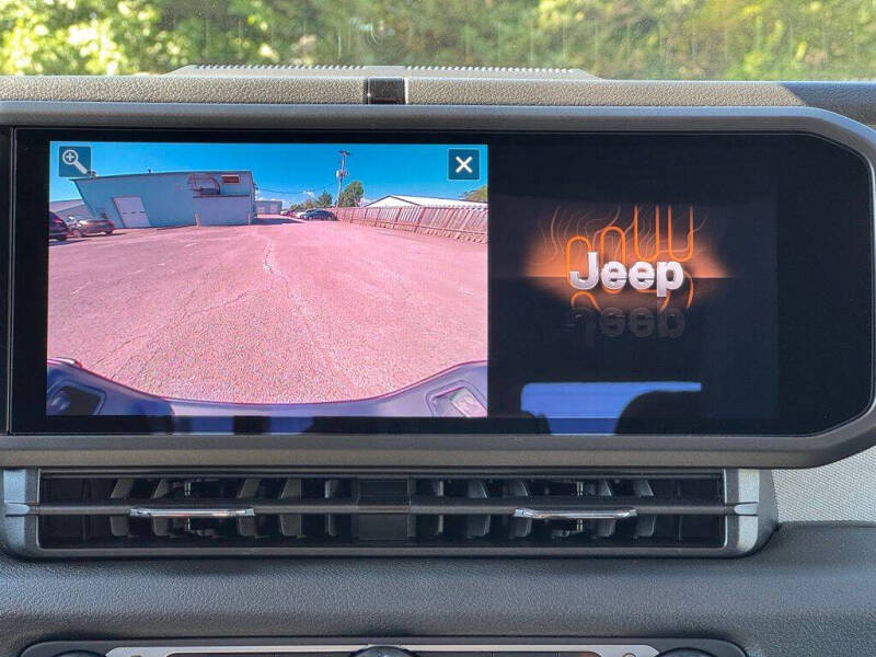 2025 Jeep Gladiator Willys