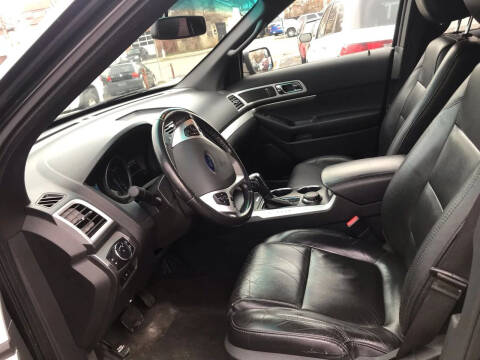 2011 Ford Explorer XLT